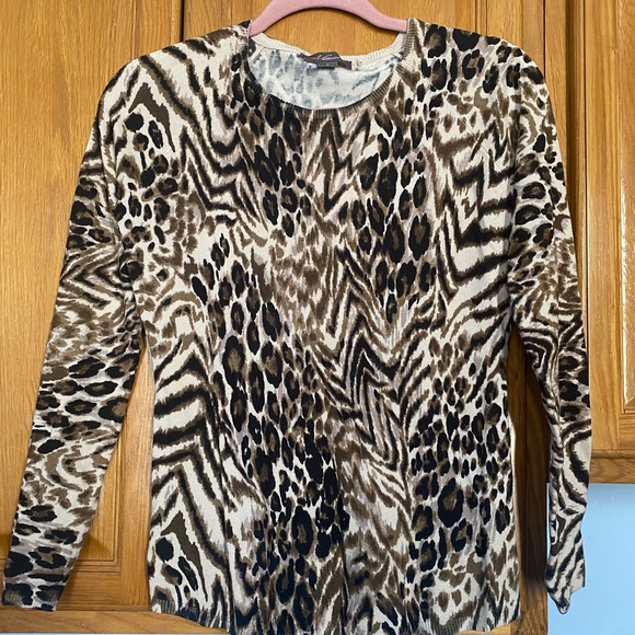 Multi print long sleeve - Picture 1 of 2